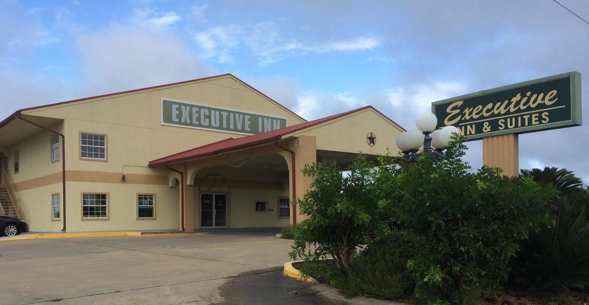 Executive Inn Schulenburg Exterior photo